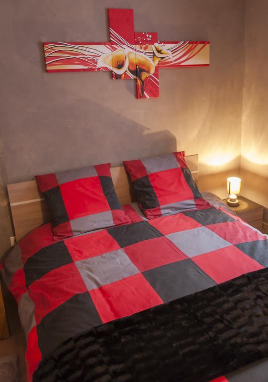 Gite Les Cigogneaux Turckheim Habitación foto